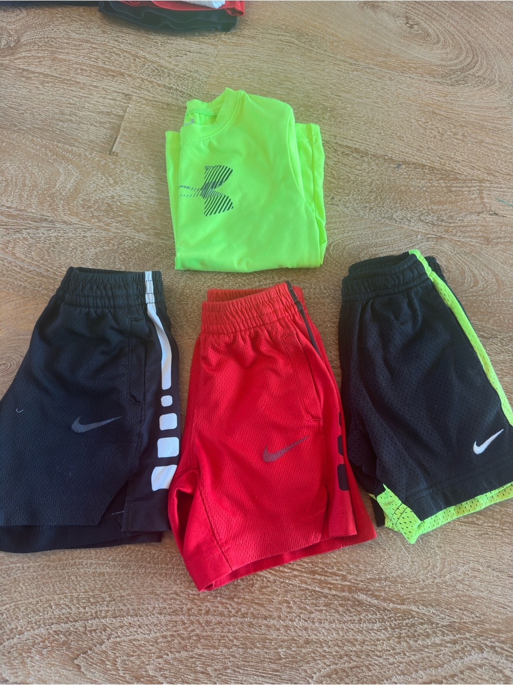 3at Boys Nike Bundle